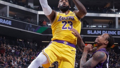 东契奇42+7+8！湖人12分不敌国王，看数据：他是头号罪人！